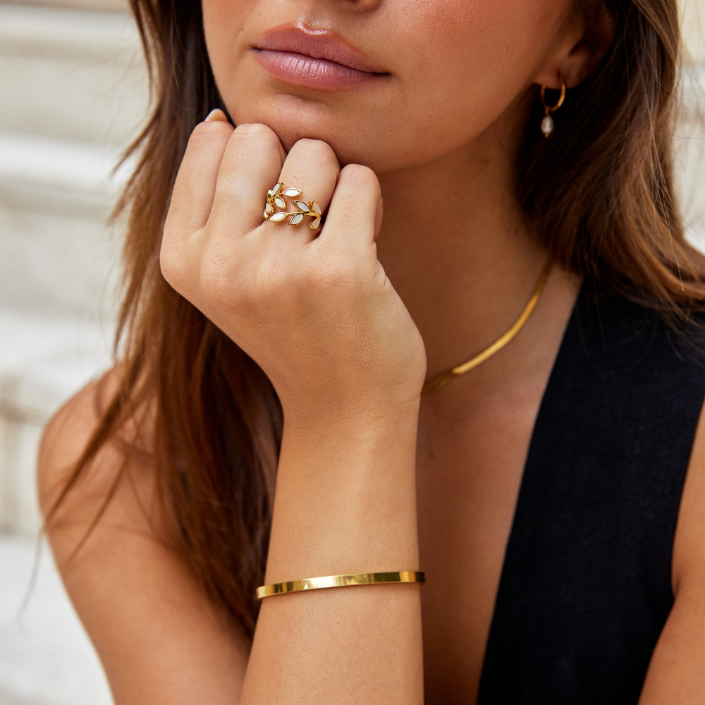 Gold Leaf Motif Ring